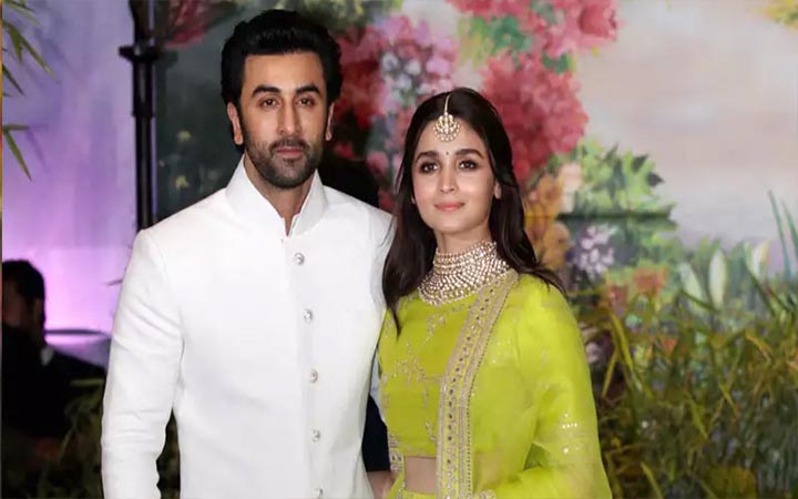 আলিয়াকে নিয়ে মন্তব্য করে বিপাকে রণবীর